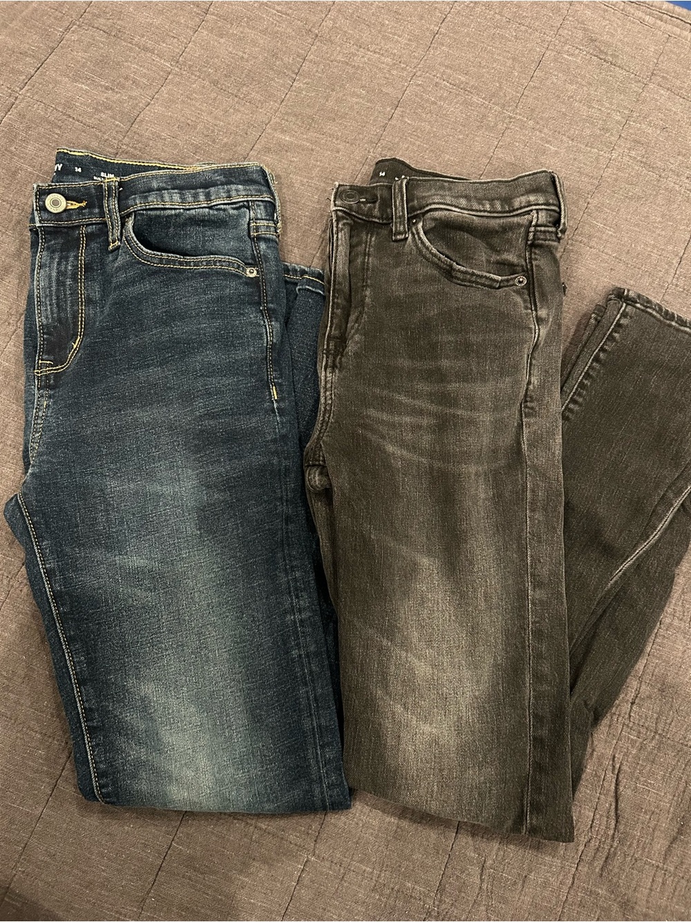2 Old Navy Slim Jeans in Blue and Gray